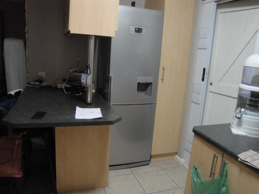 To Let 2 Bedroom Property for Rent in Kabega Park Eastern Cape